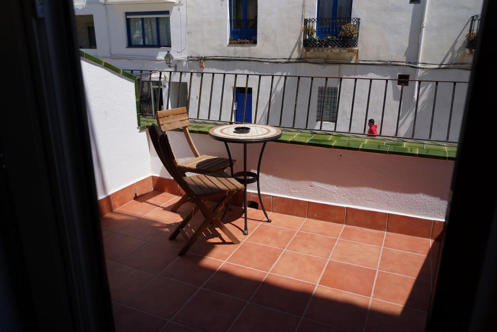 Hostal Marina Cadaques Room photo