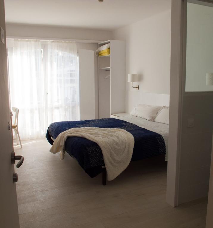 Hostal Marina Cadaques Room photo