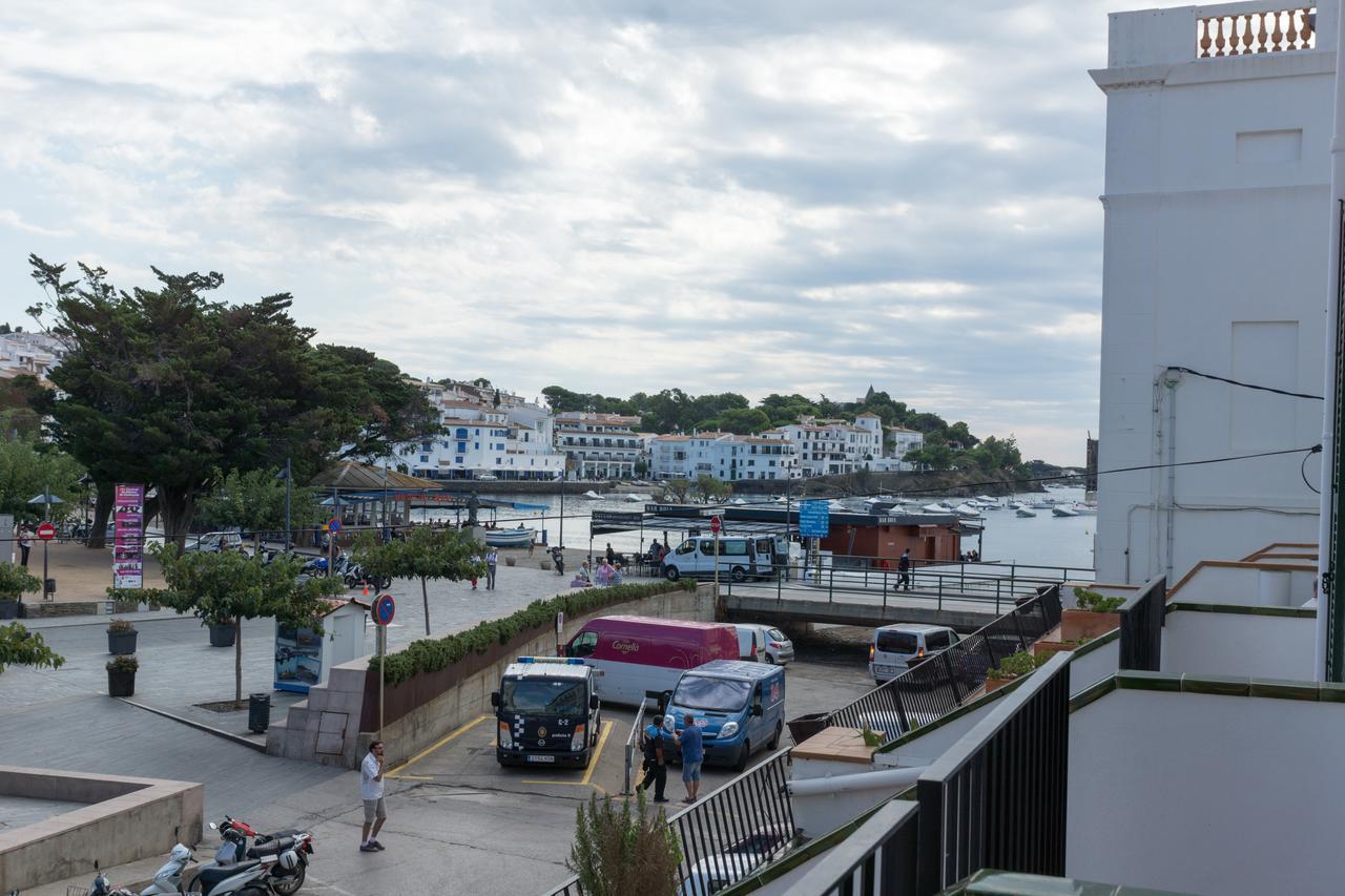Hostal Marina Cadaques Exterior photo